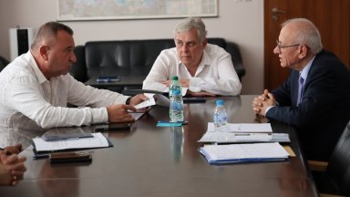 Министърът на здравеопазването доц Силви Кирилов разпореди проверка по случай