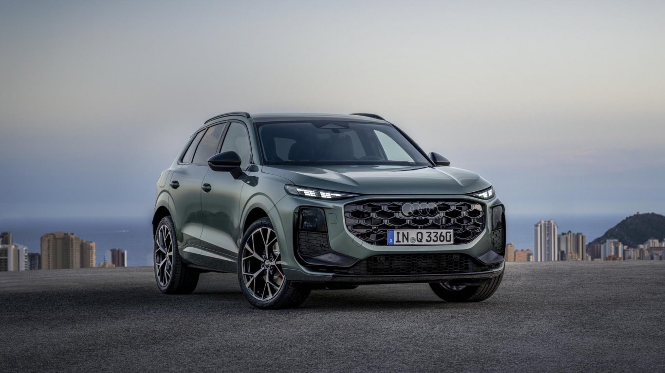 Новото Audi Q3 дебютира с ефективни бензинови и дизелови турбодвигатели