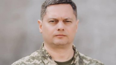 Украинският президент Володимир Зеленски назначи 47 годишния бригаден генерал Генадий Шаповалов