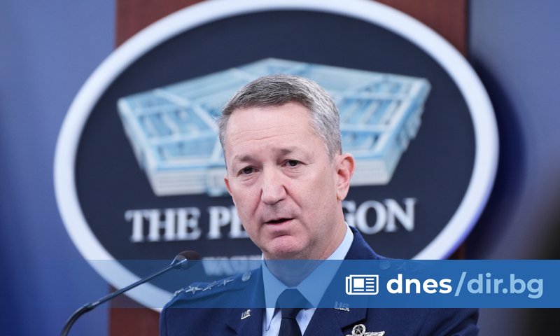 Седем бомбардировача B-2 са били използвани за нанасяне на американските