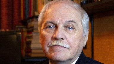 Проф. Владко Мурдаров получи признание от Виенския университет