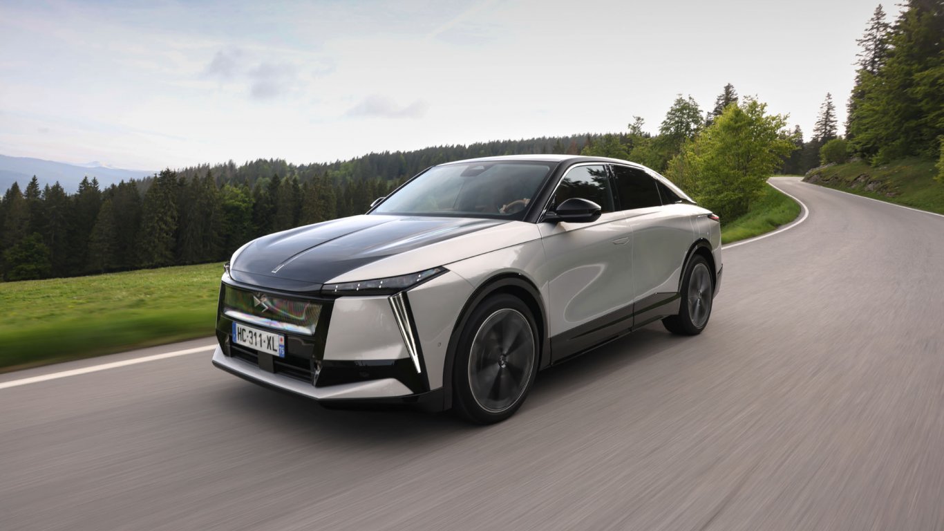 Новият флагман на DS Automobiles идва у нас в три нива на оборудване