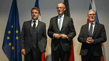 Лидерите на Великобритания Франция и Германия снощи заявиха че сега