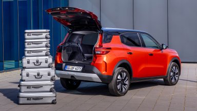 Новият Opel Frontera разполага с просторен интериор и изобилие от пространство
