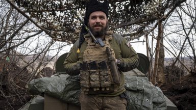 Украински въздушни десантчици плениха 15 руски войници в Сумска област