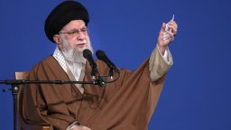 Аятолах Хаменей в първо изявление след войната: САЩ ще платят висока цена, ако пак ни нападнат