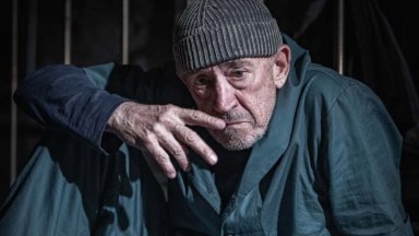 В "Последната нощ на Сократ" в Театър 199 Стефан Цанев говори за света утре 