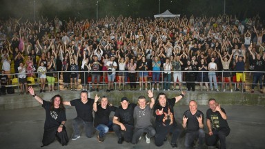 Рок машината потегли! Б.Т.Р. и "Ахат" с мощен старт на турнето в Русе