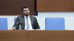 Георг Георгиев: От декември 2024 чакаме отговор от Радев за седем посланици 
