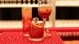 Campari продава прочута марка вермут и грапа за 100 млн. евро