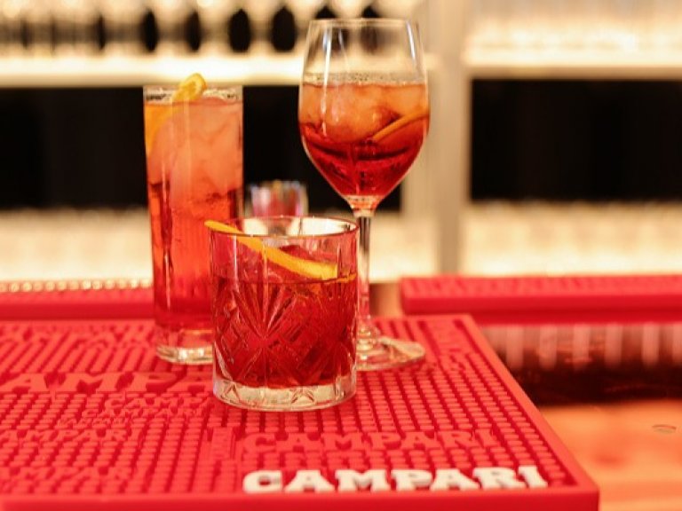 Campari продава прочута марка вермут и грапа за 100 млн. евро
