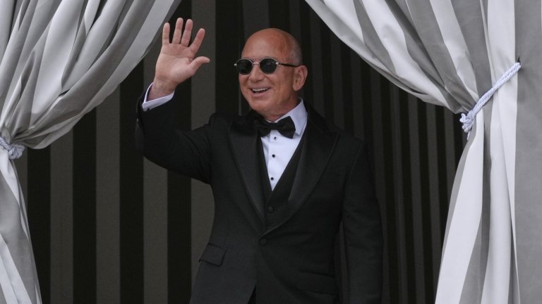 Amazon се насочва към космоса: компанията преговаря за покупка на Globalstar 