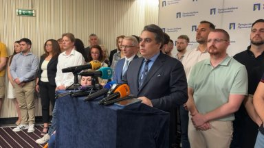 Асен Василев остава единствен лидер на ПП, ново ръководство ще се избира през септември
