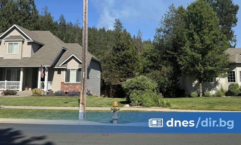 Най-малко двама пожарникари бяха убити вчера от снайперист в американския