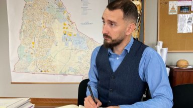 Кметът на столичния район Младост твърди че му е бил