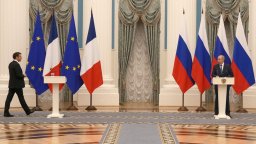 Путин и Макрон разговаряха за първи път от три години
