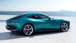 Нов роудстър на Ferrari дебютира след месец