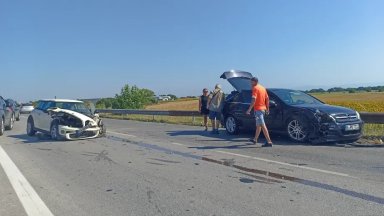 Тежка катастрофа на Околовръстното шосе на Пловдив по чудо се