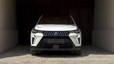 Новото Mitsubishi Grandis се превърна в клонинг на Renault Symbioz