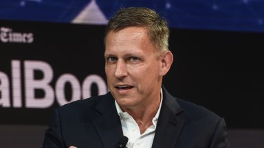 Питър Тийл не знае дали "хората трябва да оцелеят"