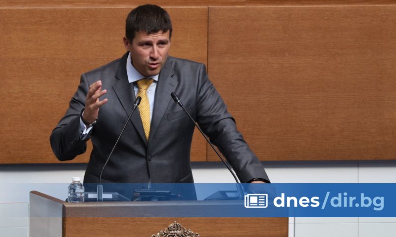 Вотът на недоверие по темата за незаконните сметища в страната