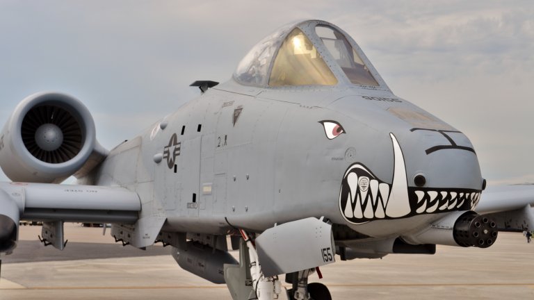 Американският боен самолет A-10 Warthog става платформа против дронове