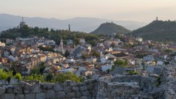 Токови удари оставиха Пловдив без вода в жегата