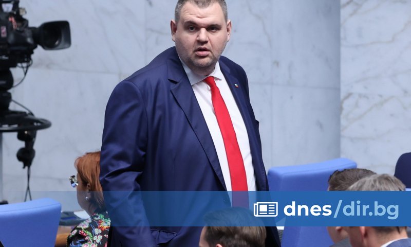 трябва да бъде закрита, посочва в пост във Facebook Делян Пеевски,