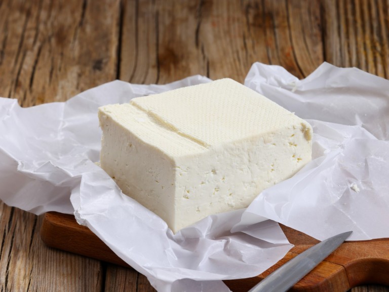 В саламура или не: Как да съхраняваме правилно сиренето