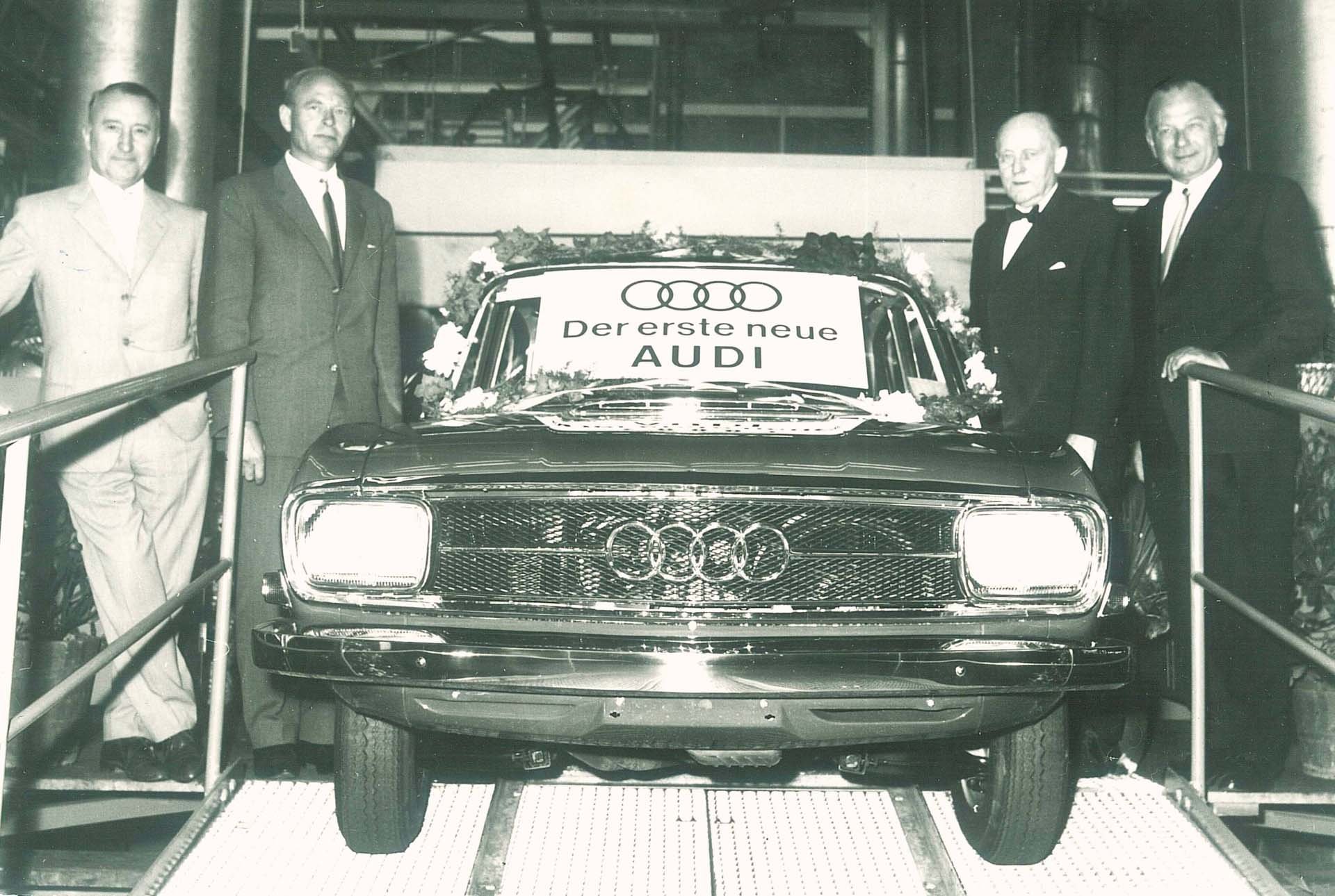 Първото Audi след Втората световна война слиза от поточната линия на 13 август 1965 г.