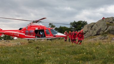 Мъж почина в Рила. Спасиха припаднал на Черни връх
