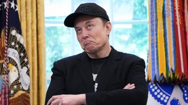 Партията на Мъск разгневи инвеститорите, акциите на Tesla спадат