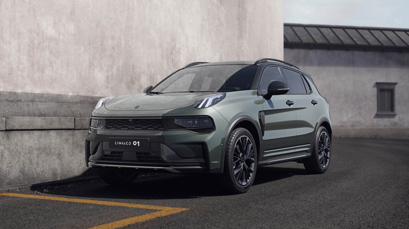 Lynk & Co представи нова версия на модела 01 Plug-in Hybrid