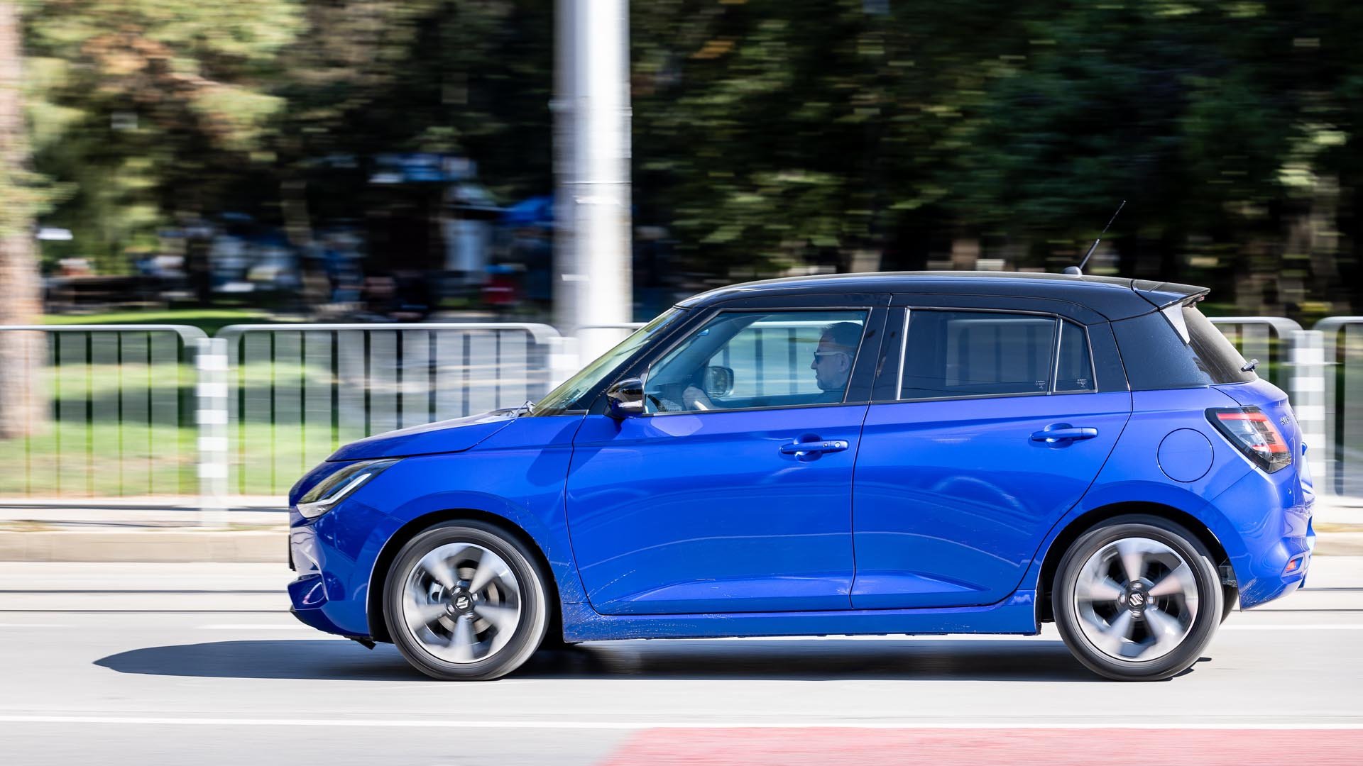 Suzuki Swift 1.2 Hybrid 12V CVT