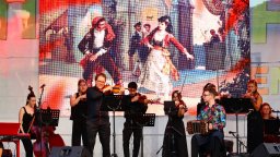 "Танго Classic" с Плевенска филхармония, Веско Ешкенази и Стоян Караиванов