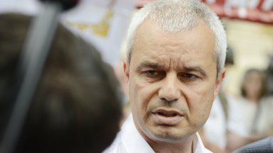 Лидерите на Възраждане Костадин Костадинов на Величие Ивелин Михайлов и