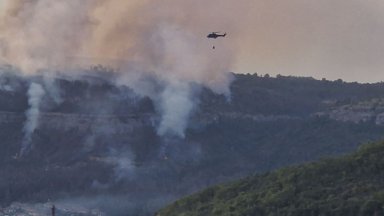 Локализиран е пожарът в съобщи на брифинг тази сутрин