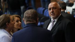 Бойко Борисов: Когато ПП-ДБ ви кажат "добър ден", може да си пуснете лампите, значи вече е тъмно