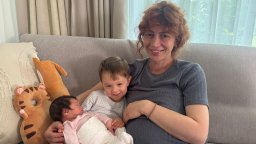 "Бях по нощница за кърмачки": Съпругата на Благомир Коцев разказа за акцията