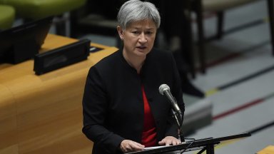 Министърката на външните работи на Австралия Пени Уонг призова днес