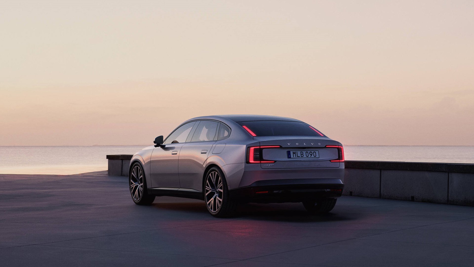 Volvo ES90 