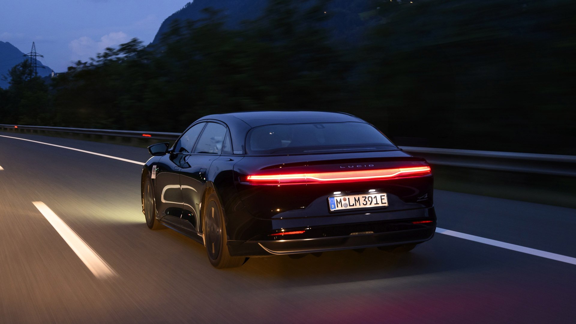 Lucid Air Grand Touring 