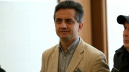 Бившият директор на "Митница Пловдив" отива на съд заради контрабандата на цигари