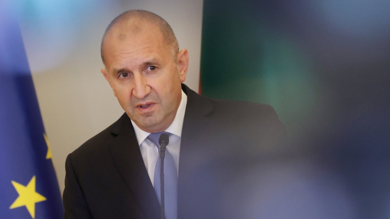 Радев: Валутата не може да бъде гаранция за интеграцията ни в сърцето на Европа