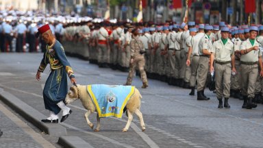 Днешният военен парад в Париж организиран по традиция по повод