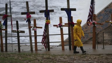 Повече от 170 души все още са в неизвестност след