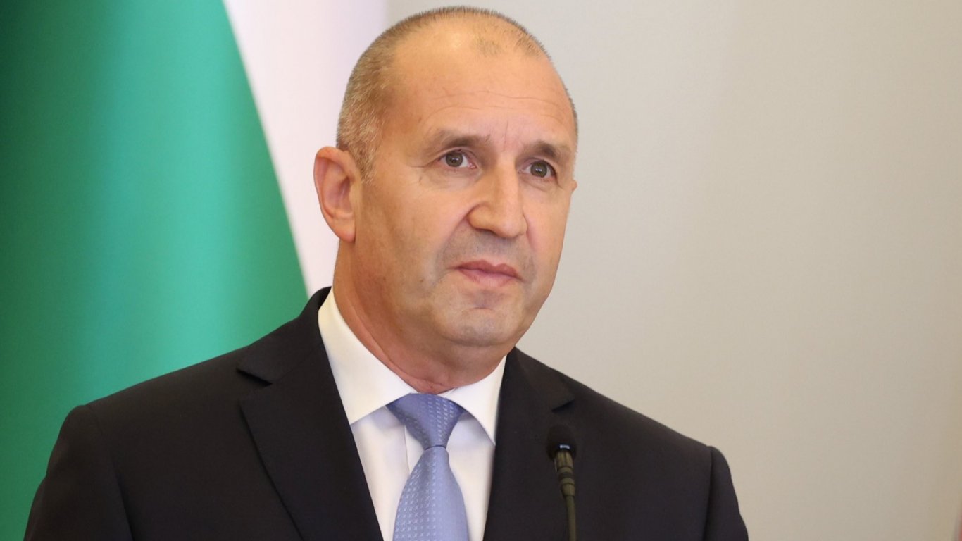 Радев разтревожен от ескалация на напрежението между Русия и НАТО заради дроновете в Полша