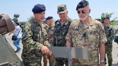 Началникът на Военния комитет на НАТО е в България