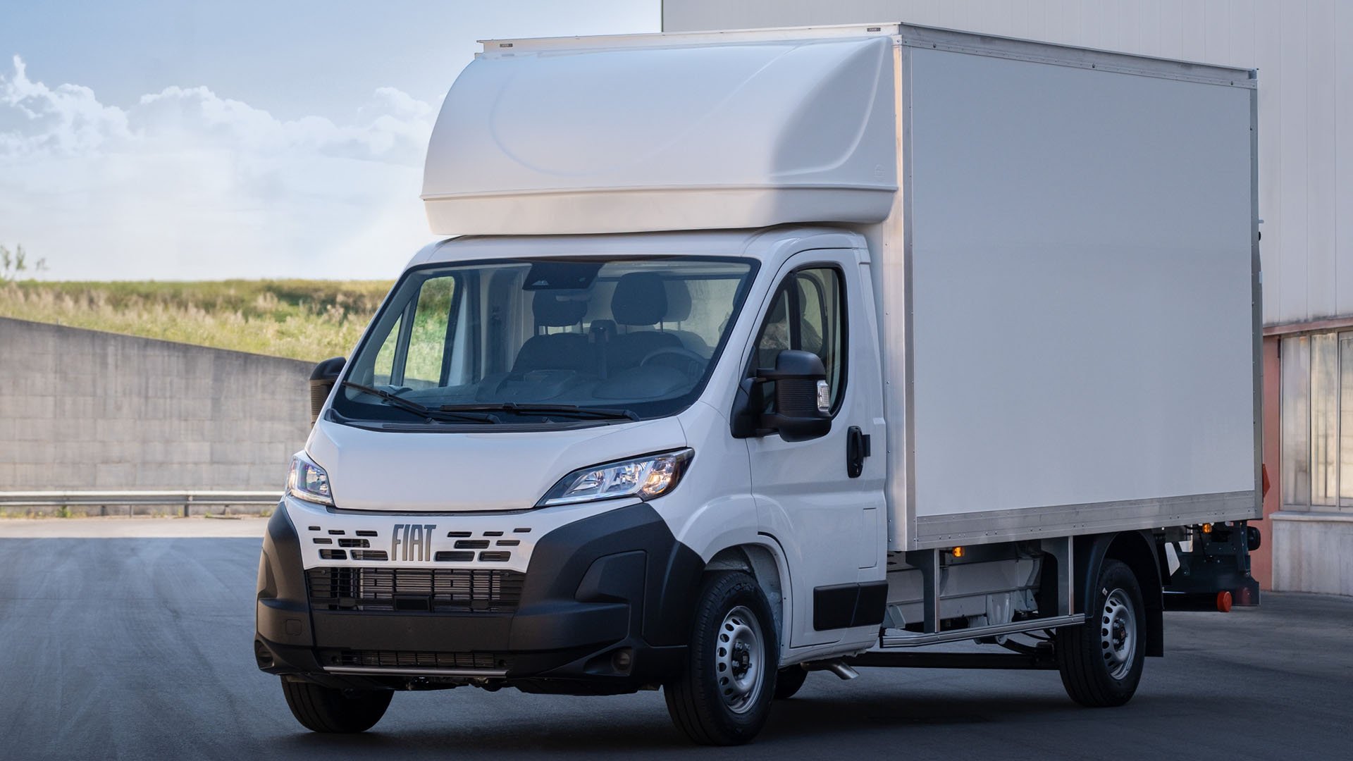 FIAT Ducato Cargo Box BEV 