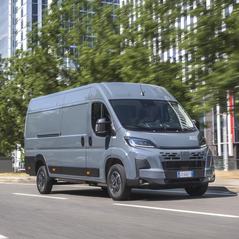 FIAT направи ван, който изминава до 323 км на ток